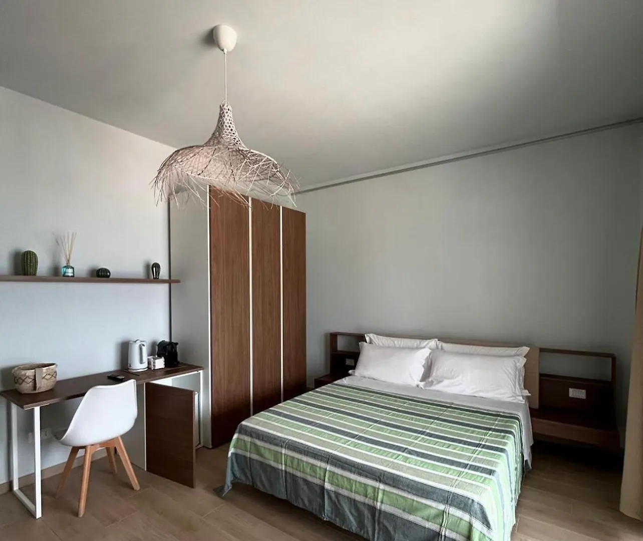 Life House B&B Follonica 0*,